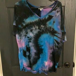 Women’s tshirt tie dye size large